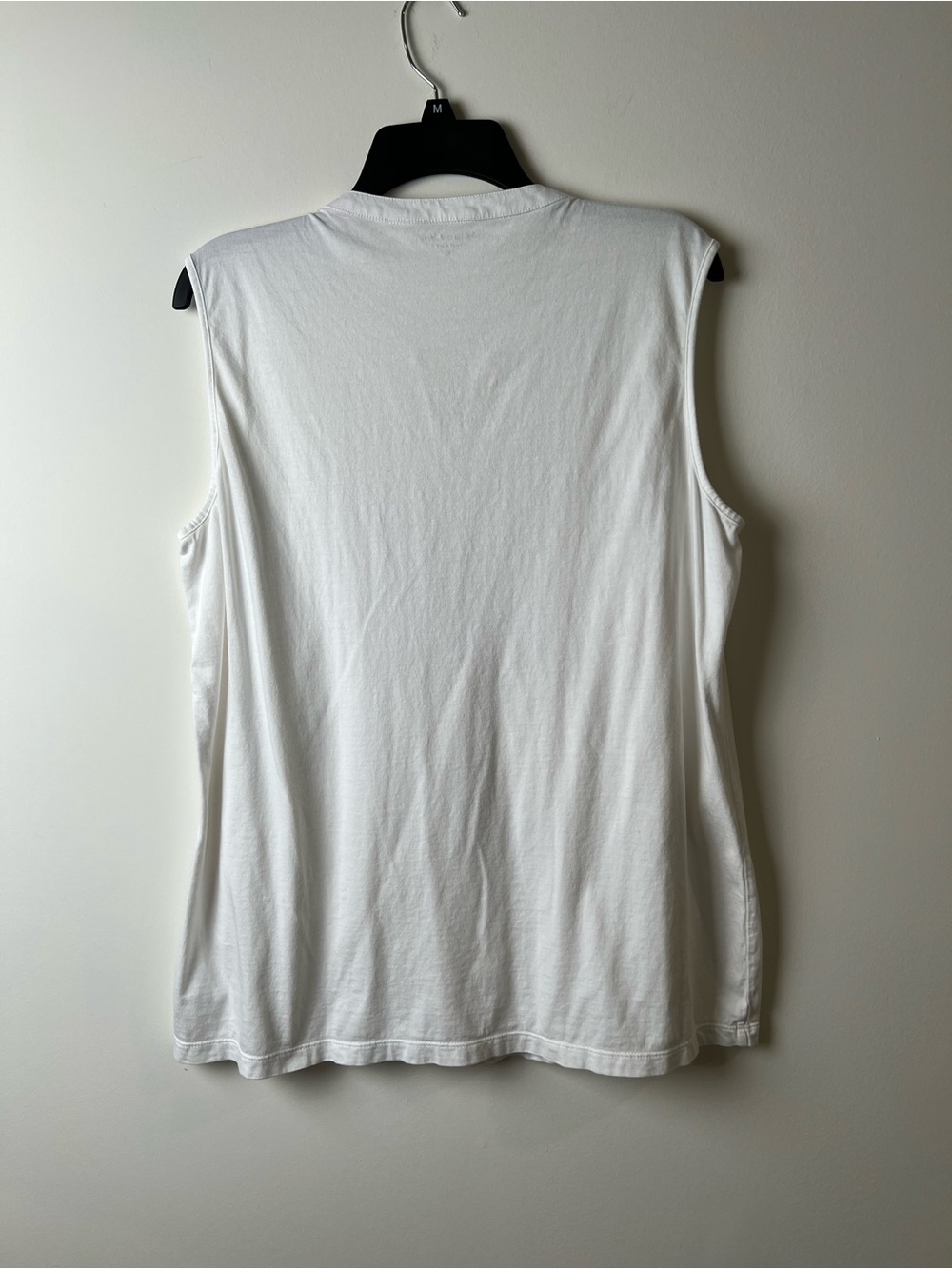 Coldwater Creek women’s XL V-neck sleeveless white top - Picture 3 of 6